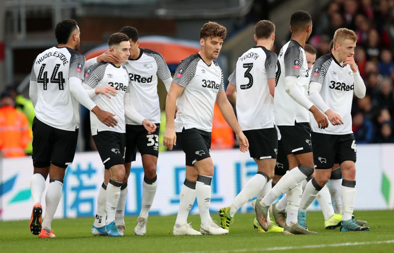 soi-keo-derby-county-vs-fulham-2h-ngay-16-4-2022-1
