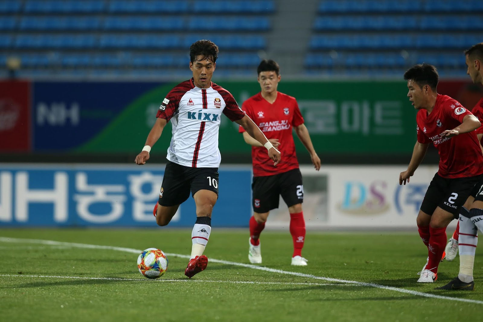 soi-keo-sangju-vs-suwon-17-6-2022-1